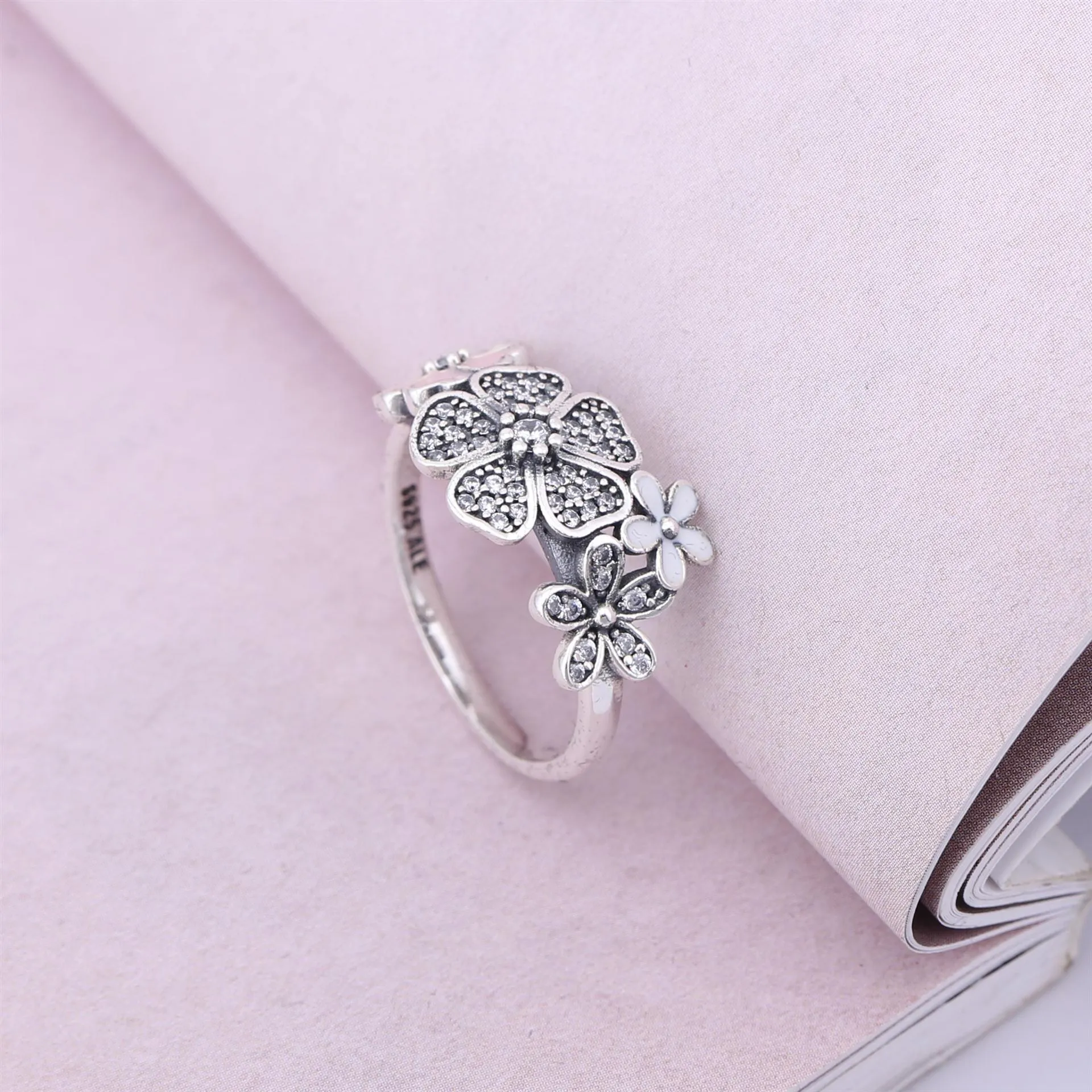 PANDORA Shimmering Bouquet, White Enamel Clear Cz Rings - 190984CZ