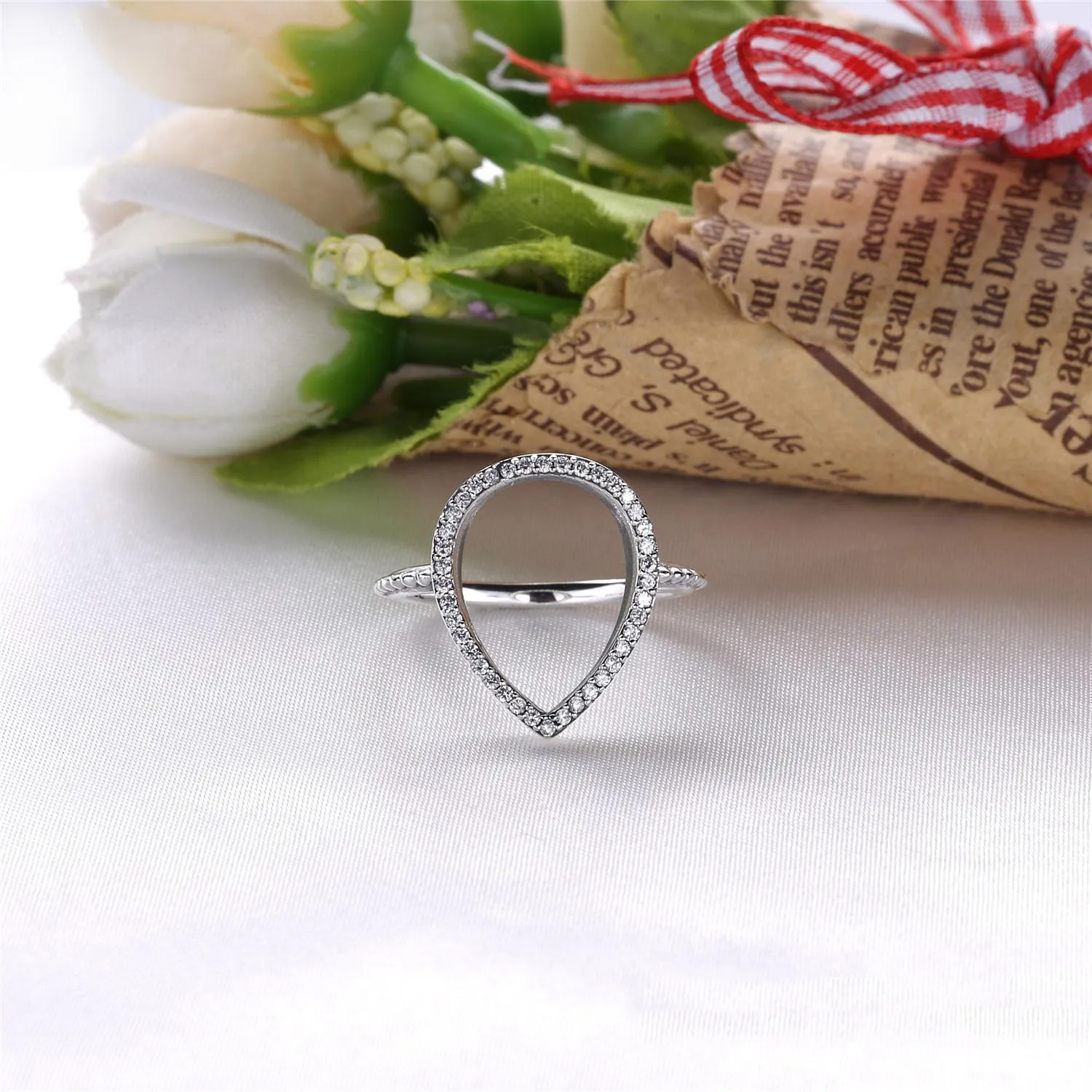 PANDORA Teardrop Silhouette Clear CZ Ring - 196253CZ