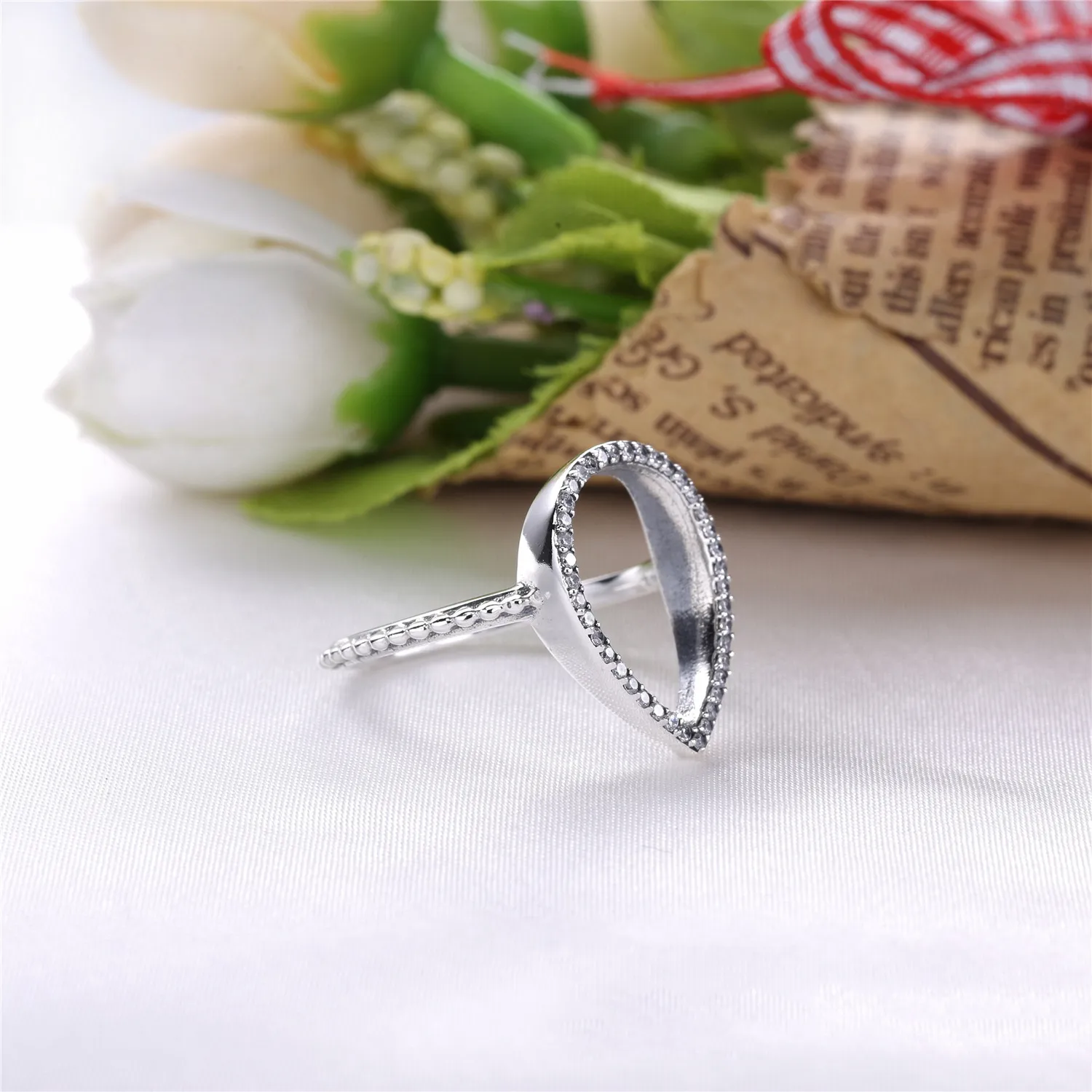 PANDORA Teardrop Silhouette Clear CZ Ring - 196253CZ