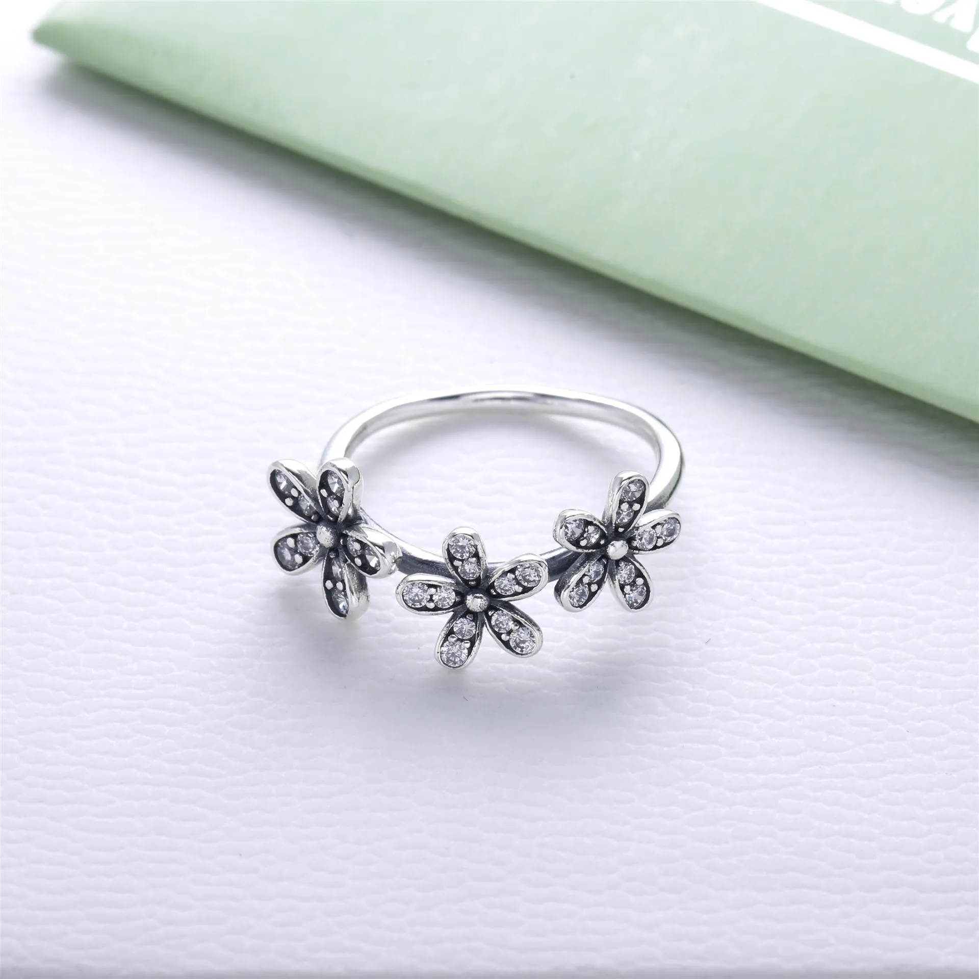 PANDORA Triple Dazzling Daisy Ring - 190933CZ