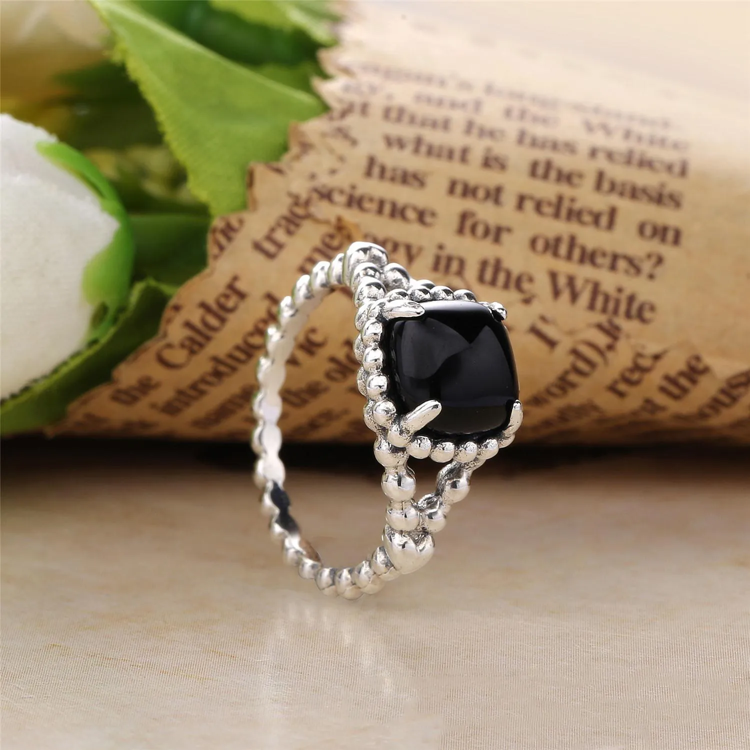 PANDORA Vibrant Spirit Ring, Black Crystal - 197188NCK