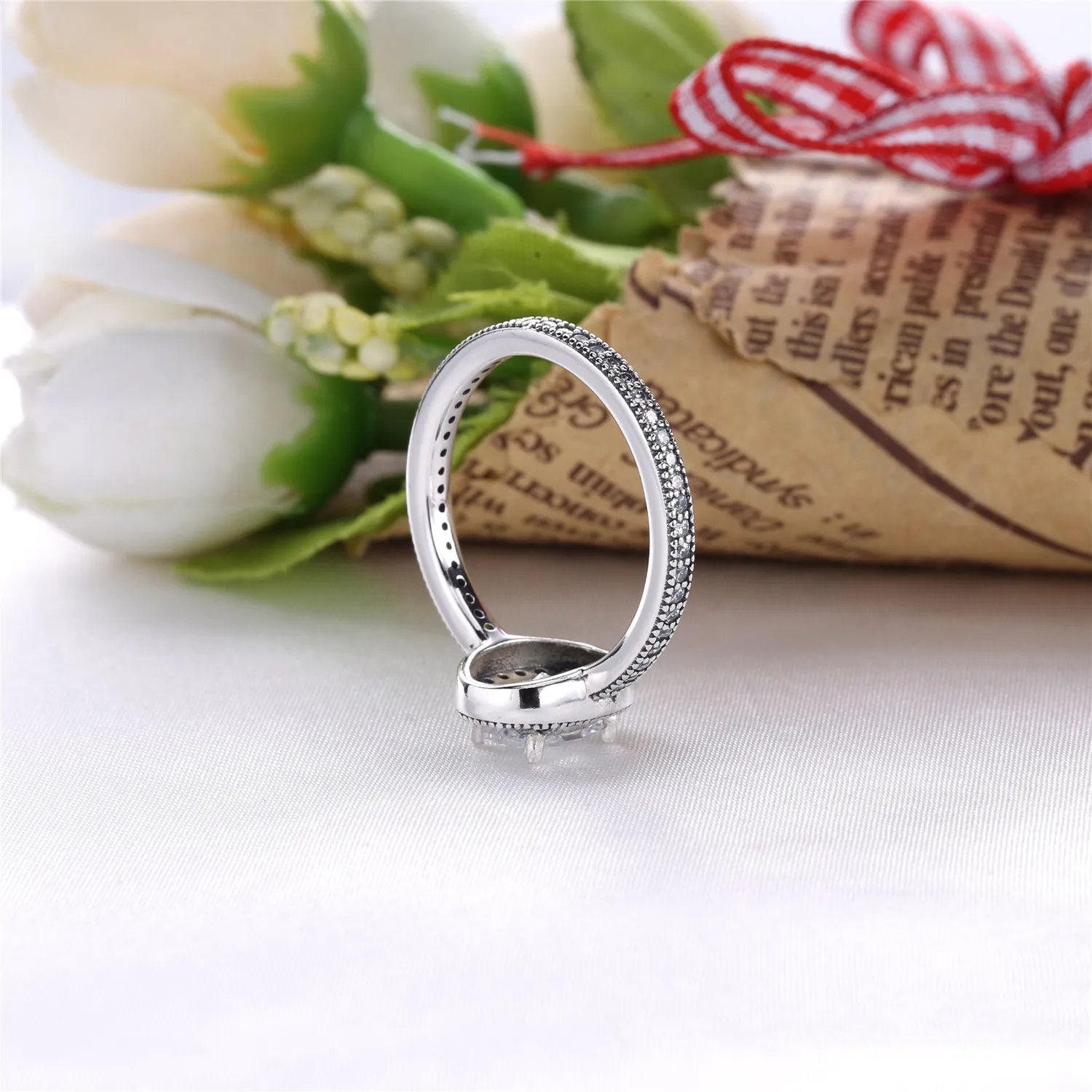 PANDORA Vintage Elegance with Clear CZ Ring - 191017CZ