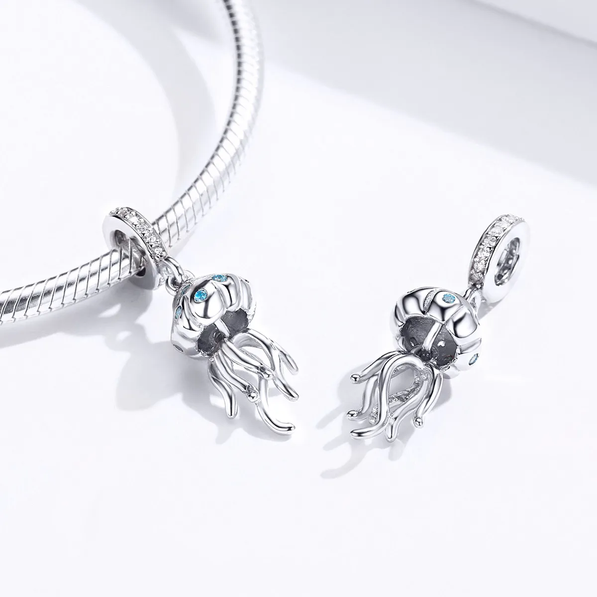 Pandora Style Silver Jellyfish Dangle - SCC1297