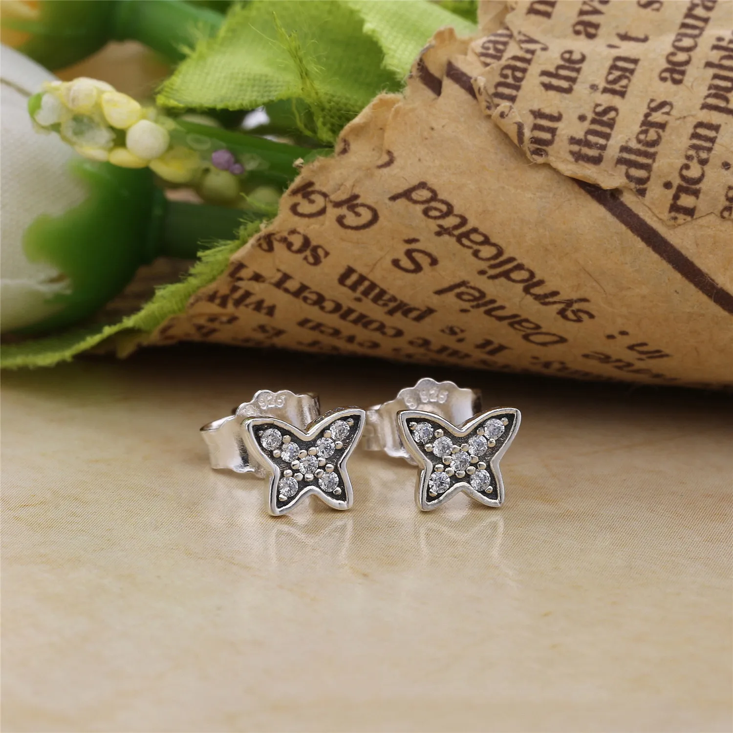 PANDORA Butterfly Stud Earrings - 0RWFCrTC