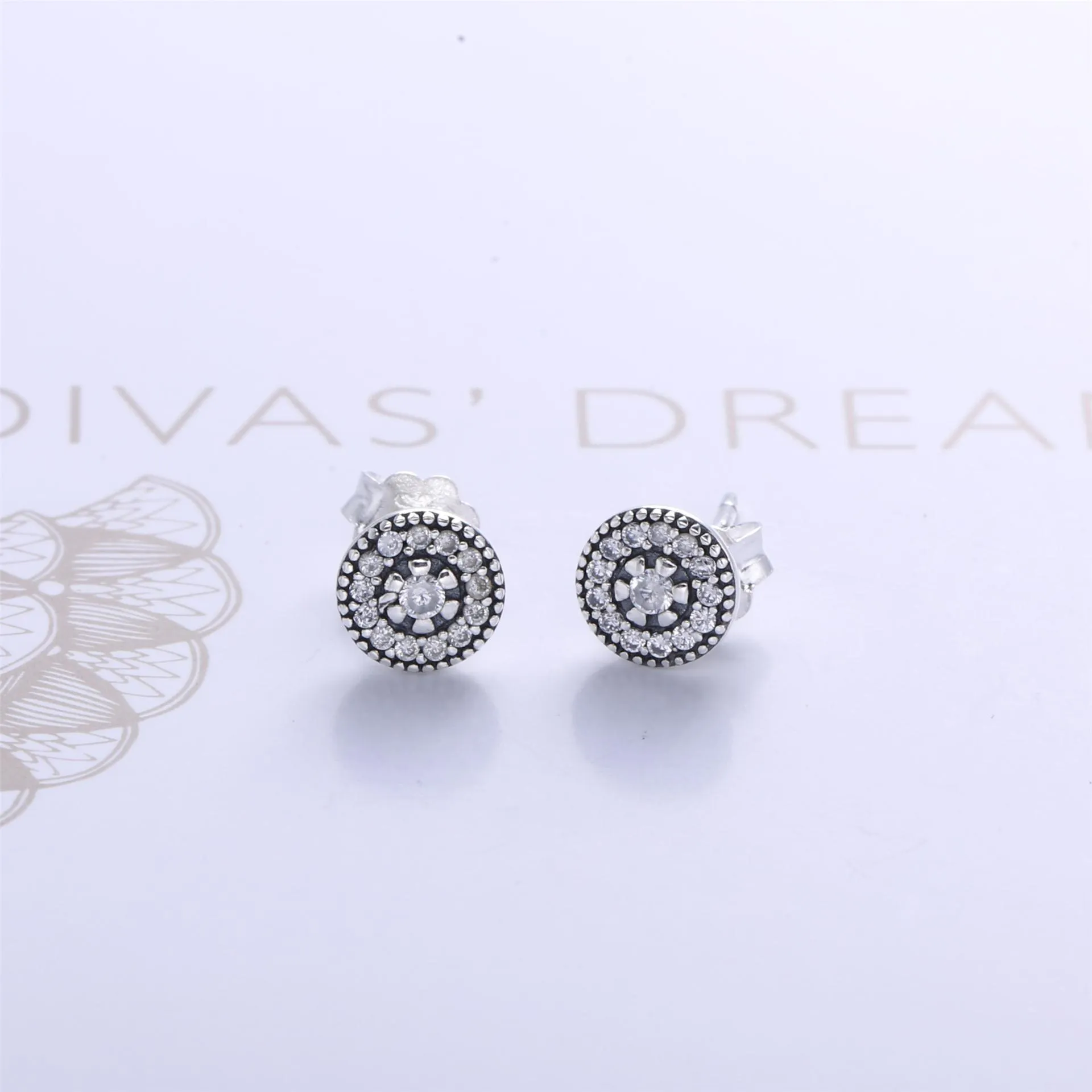 PANDORA Classic Elegance Stud Earrings - PT0045-1B