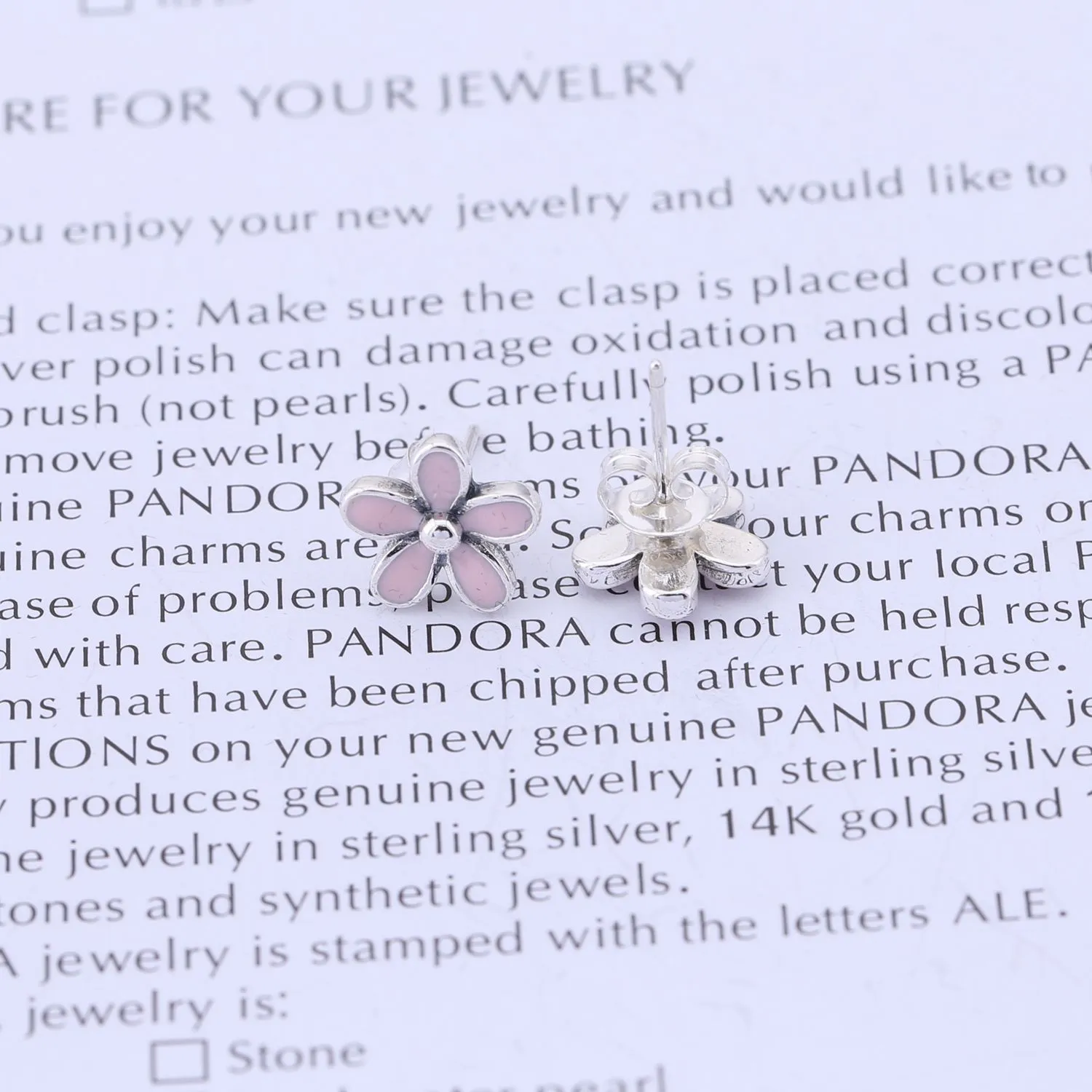 PANDORA Daisy Flower Stud Earrings - 290538EN12