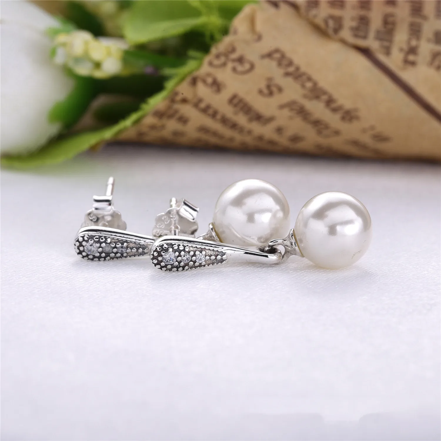 PANDORA Elegant Beauty, White Pearl Clear CZ Earrings - 290733P