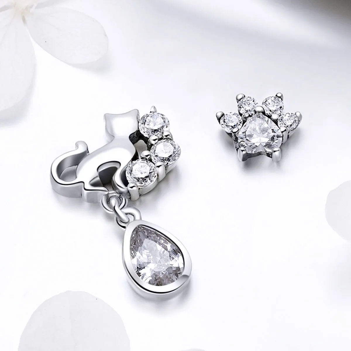 Pandora Style Silver Cat Companionship Stud Earrings - SCE424