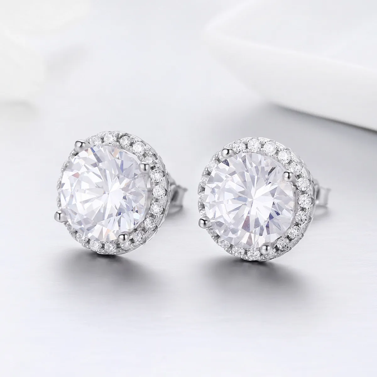 Pandora Style Silver Noble Light Stud Earrings - SCE358