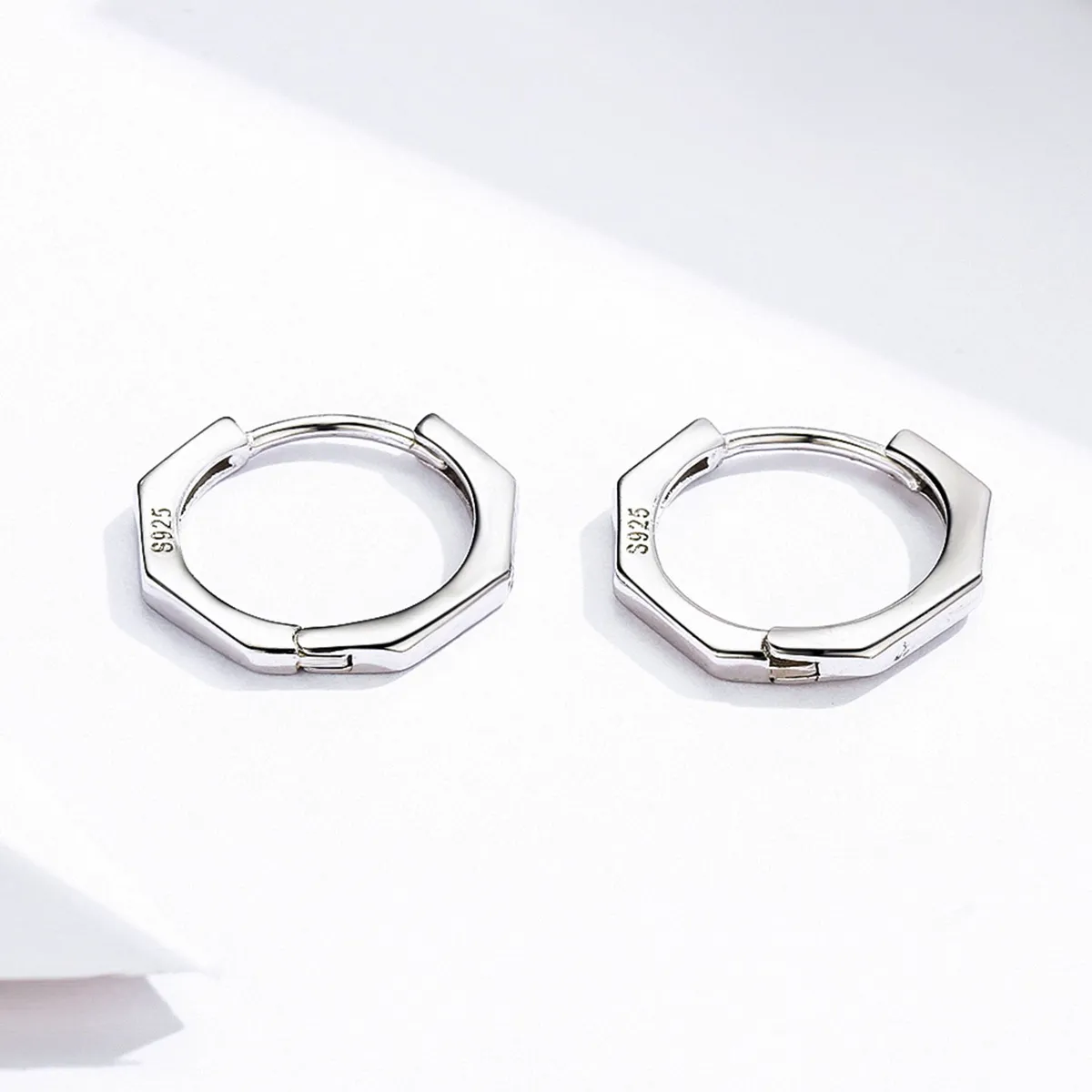 Pandora Style Silver Simple Earrings Hoop Earrings - SCE622