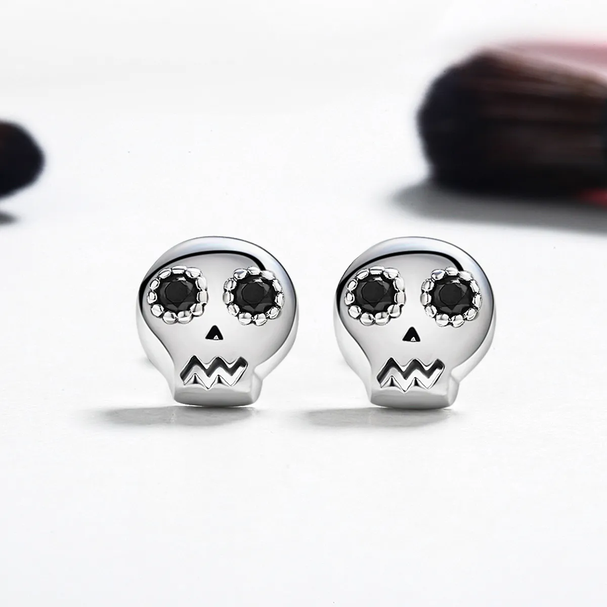 Pandora Style Silver Skull Stud Earrings - SCE064