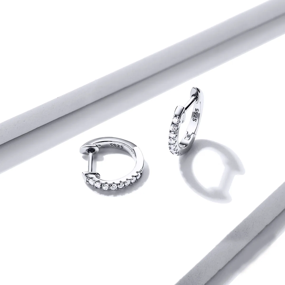 Pandora Style Silver Small Circle Hoop Earrings - SCE498-A