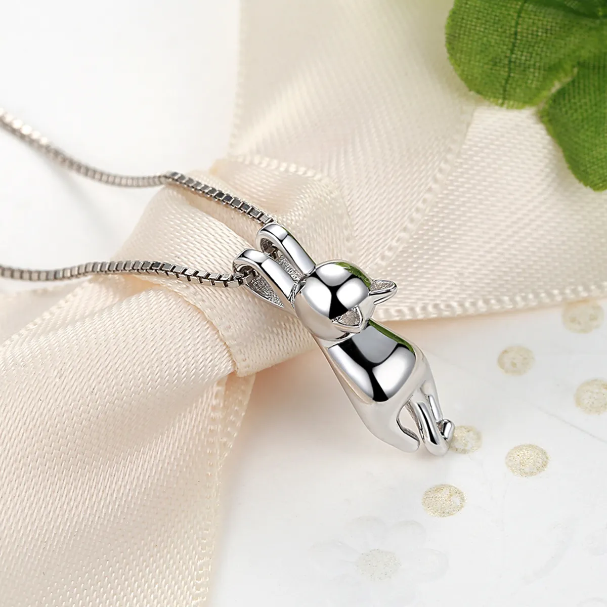 Pandora Style Silver Stretching Kitten Necklace - SCN032