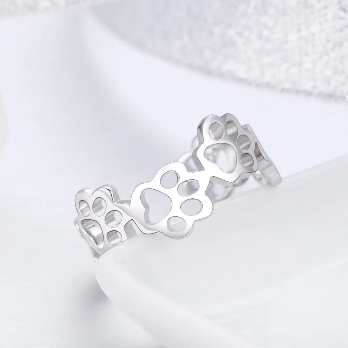 Pandora Style Silver Paw Trail Ring - SCR424